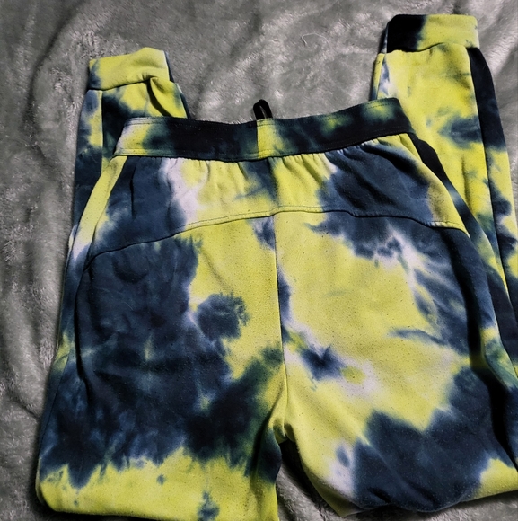 Pop fit acid wave Tie-Dye Leggings and joggers - Picture 2 of 9